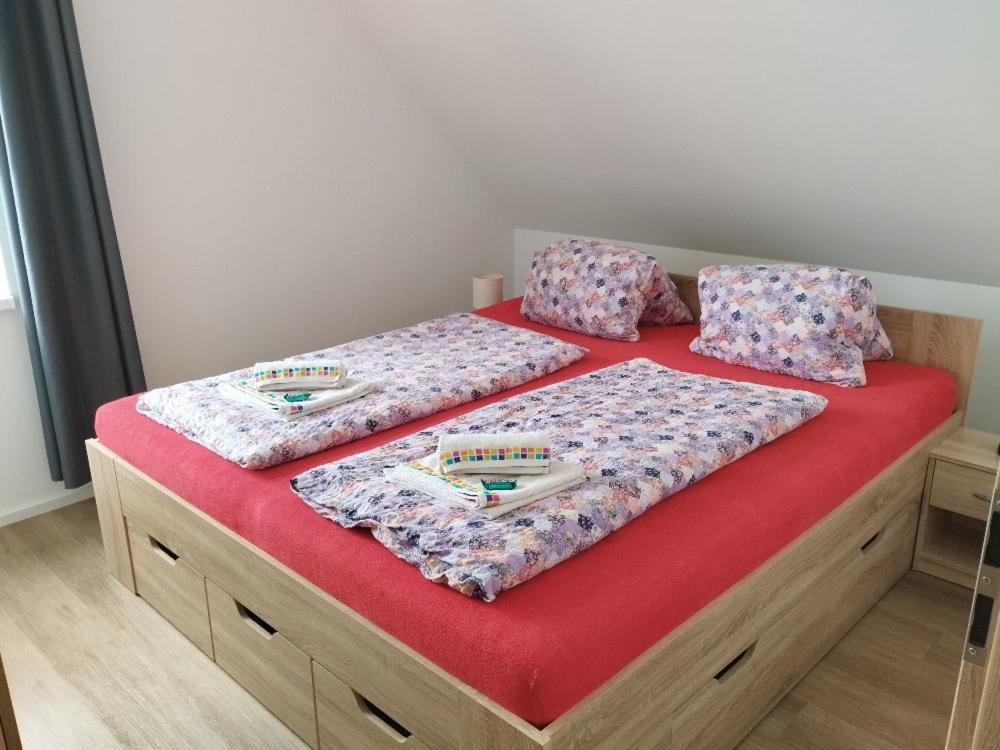Apartman Dasa Frymburk Luaran gambar