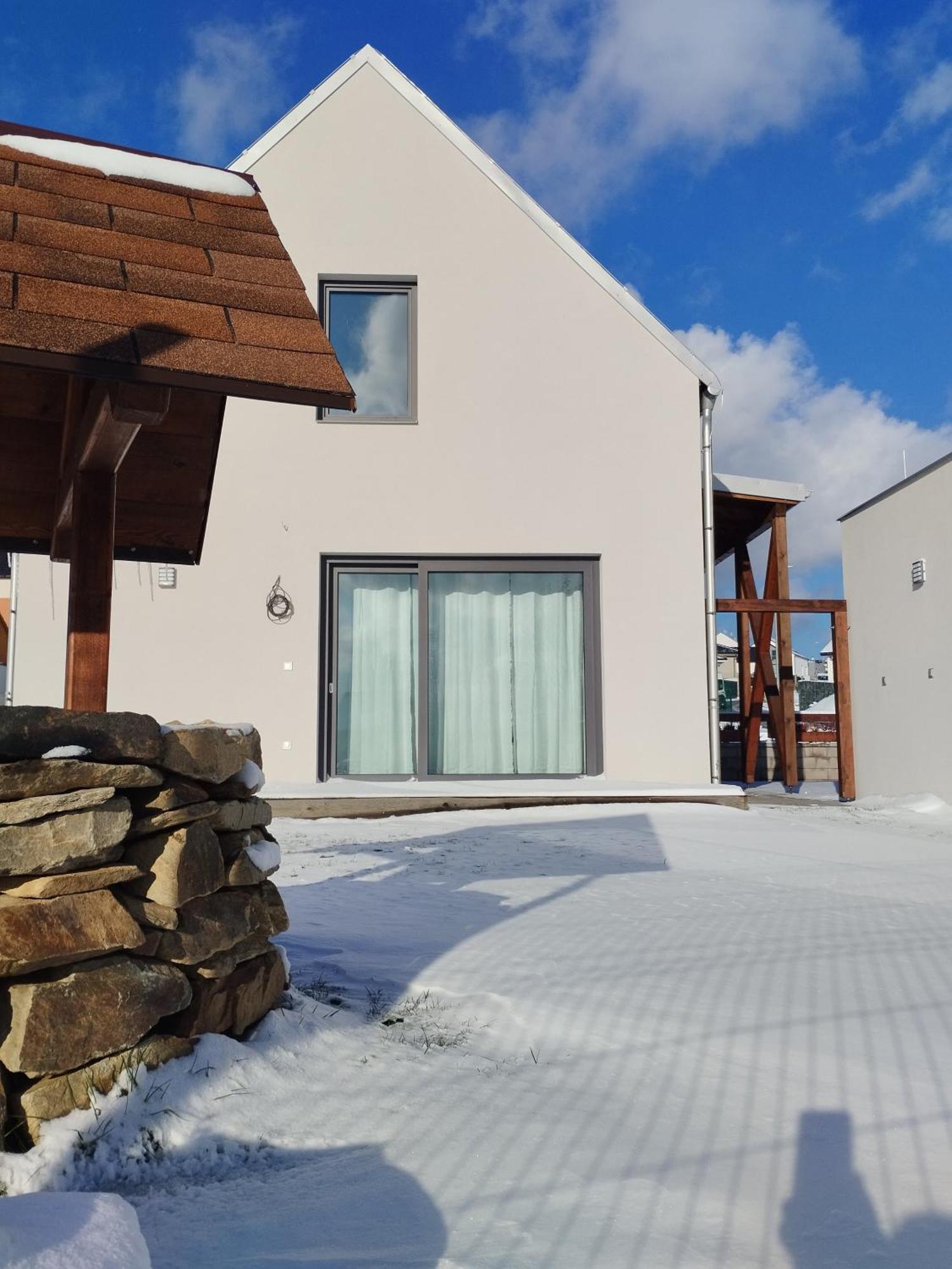 Apartman Dasa Frymburk Luaran gambar