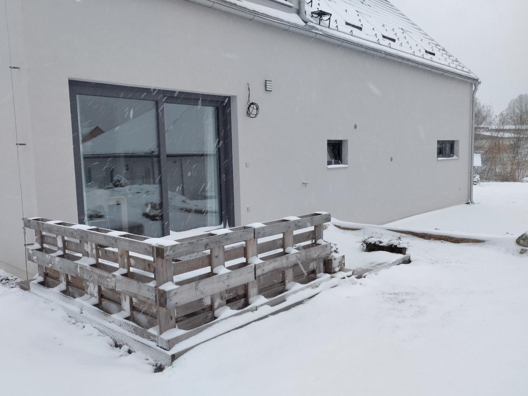 Apartman Dasa Frymburk Luaran gambar
