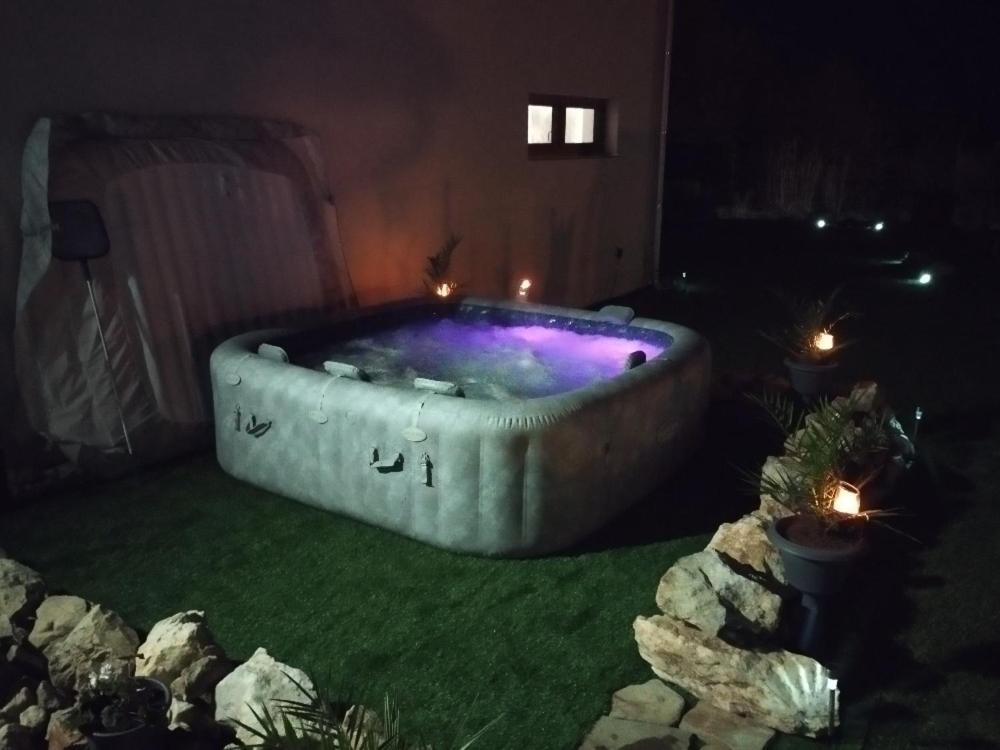 Apartman Dasa Frymburk Luaran gambar