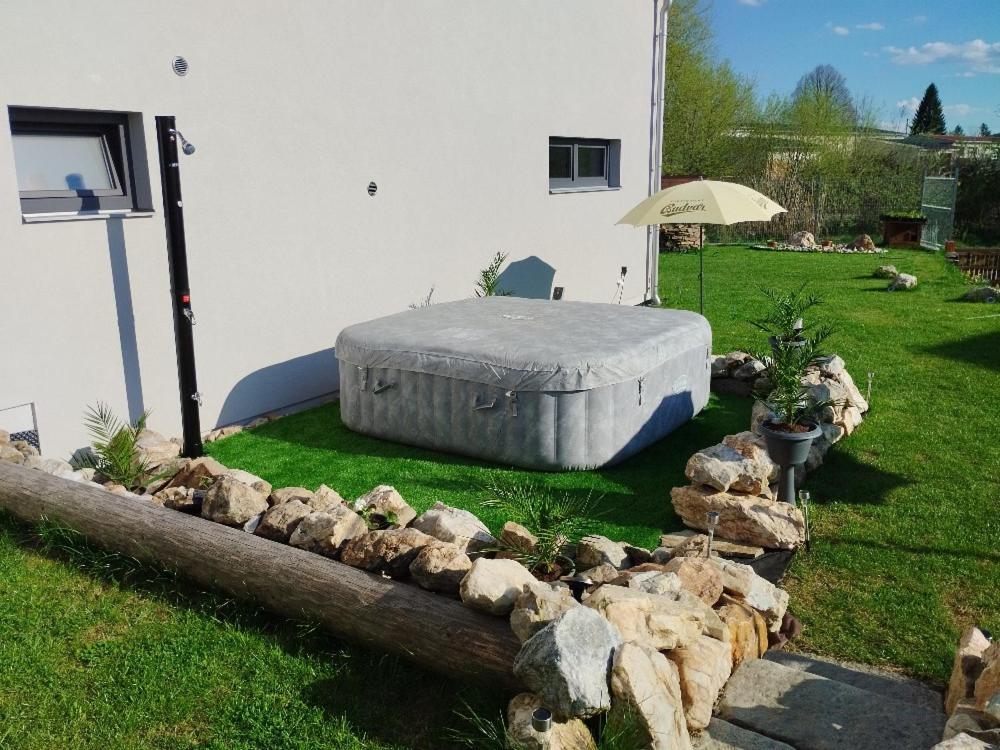 Apartman Dasa Frymburk Luaran gambar